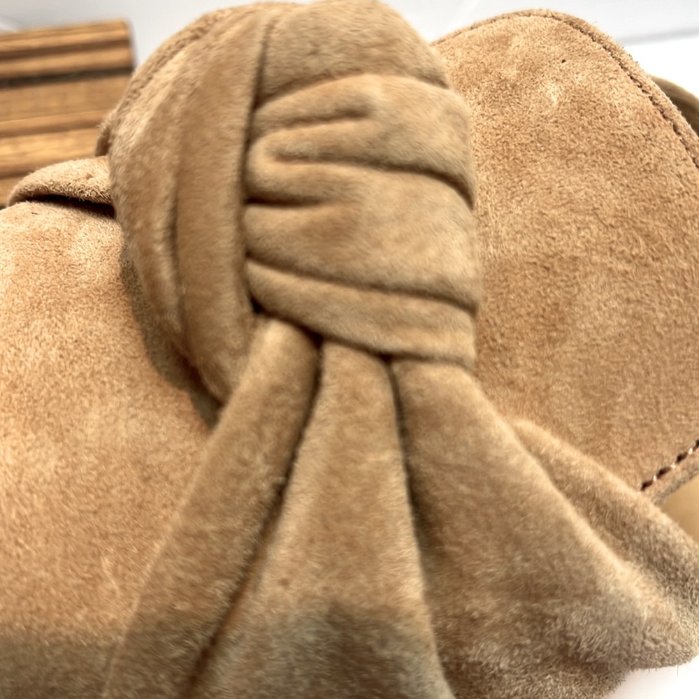 Talbots Edison Knot Detail Mules: S-6M - Picture 9 of 9
